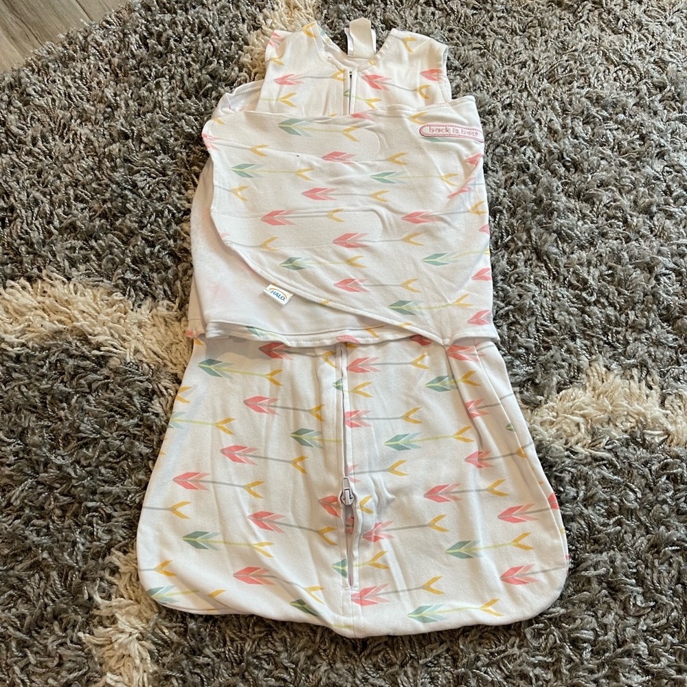 Halo sleepsack swaddle 3-6 months